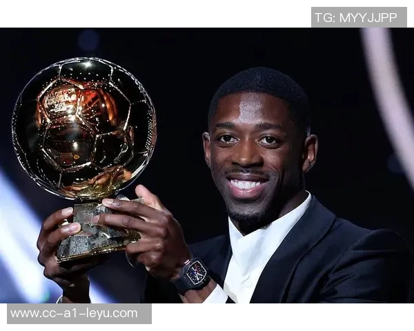 登贝莱荣归故里携金球奖与家乡人民共享荣耀时刻