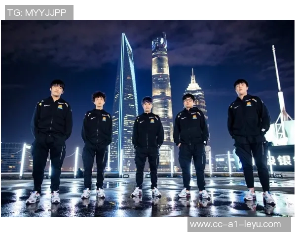 男友圣诞后频频现身魔术主场引发热议粉丝纷纷猜测背后故事 男友圣诞后频频现身魔术主场引发热议粉丝纷纷猜测背后故事