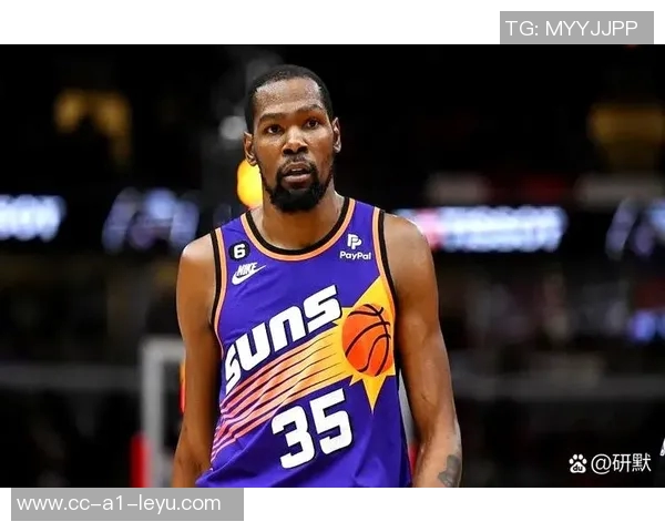 杜兰特谈末节未登场表示信任乌度卡的每个战术决定