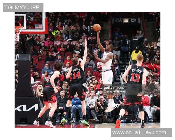 维金斯盛赞阿德巴约与韦尔篮板统治力场上表现令人印象深刻