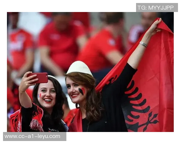 诺坎普主场逆转国王杯的七大优势分析与球迷热情支持 诺坎普主场逆转国王杯的七大优势分析与球迷热情支持